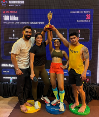 Functional fitness group session at FITWARRIORS